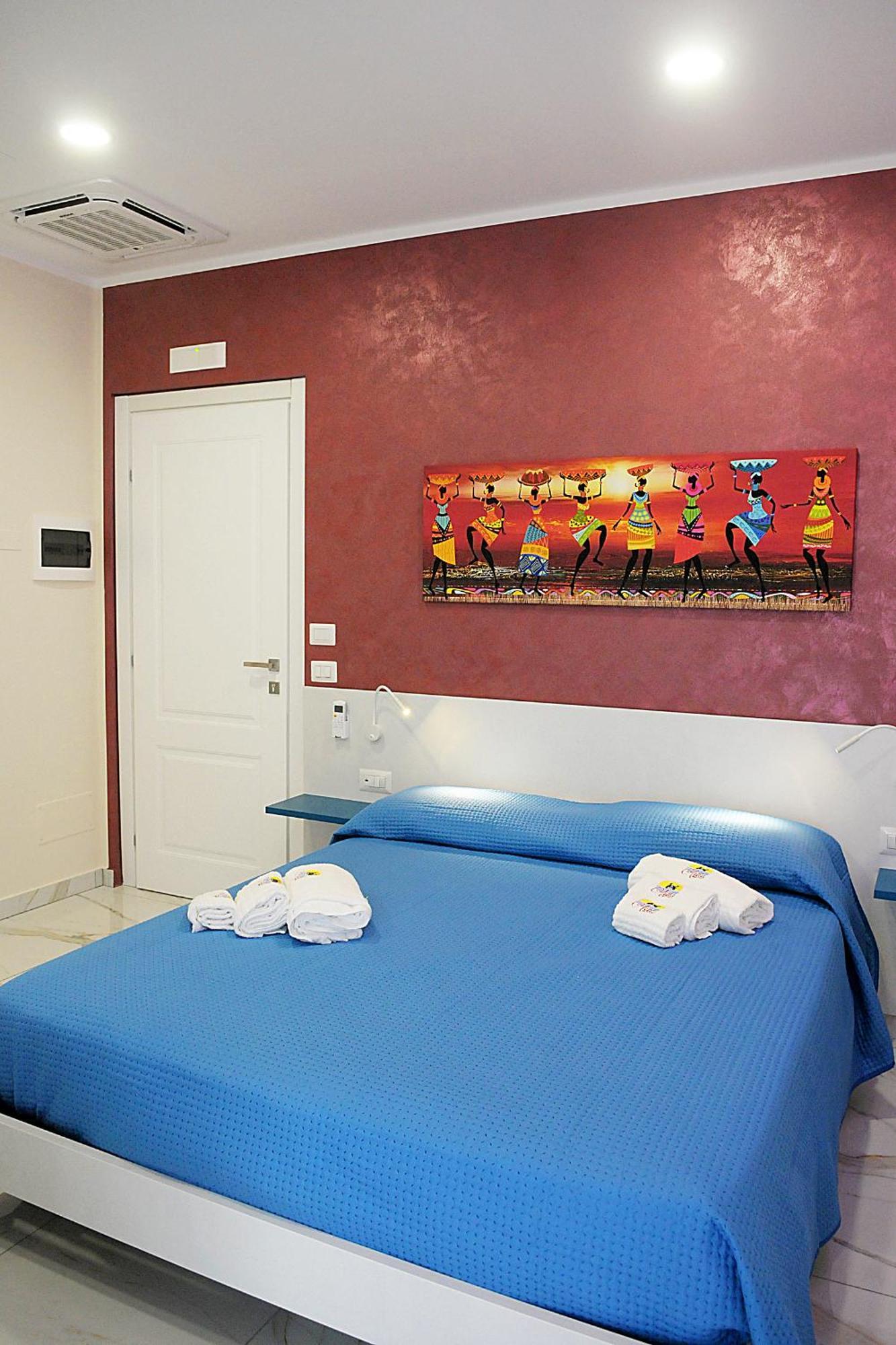 B&B Aida Rooms Чефалу Екстериор снимка