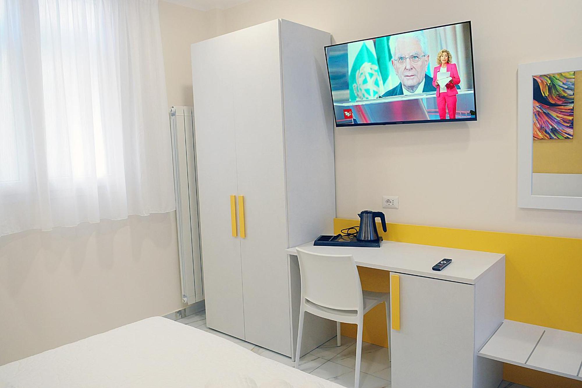 B&B Aida Rooms Чефалу Екстериор снимка